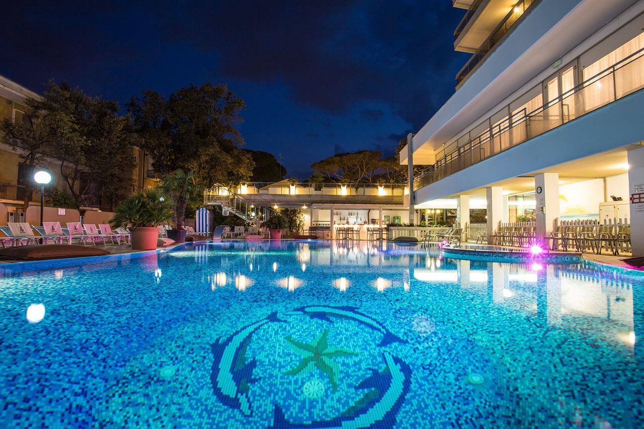 Hotel Gambrinus - Valentini Family Village Bellaria-Igea Marina Exterior foto